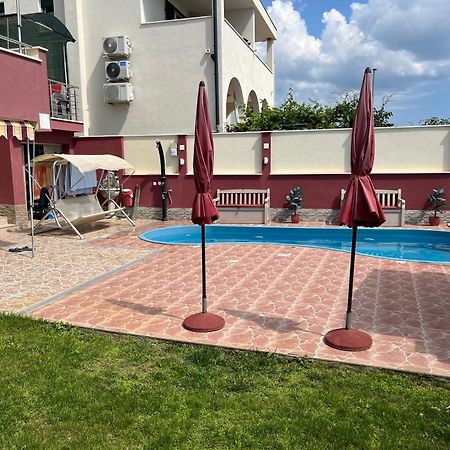 Apartments Villa Stella Maris ロゴズニッツァ エクステリア 写真