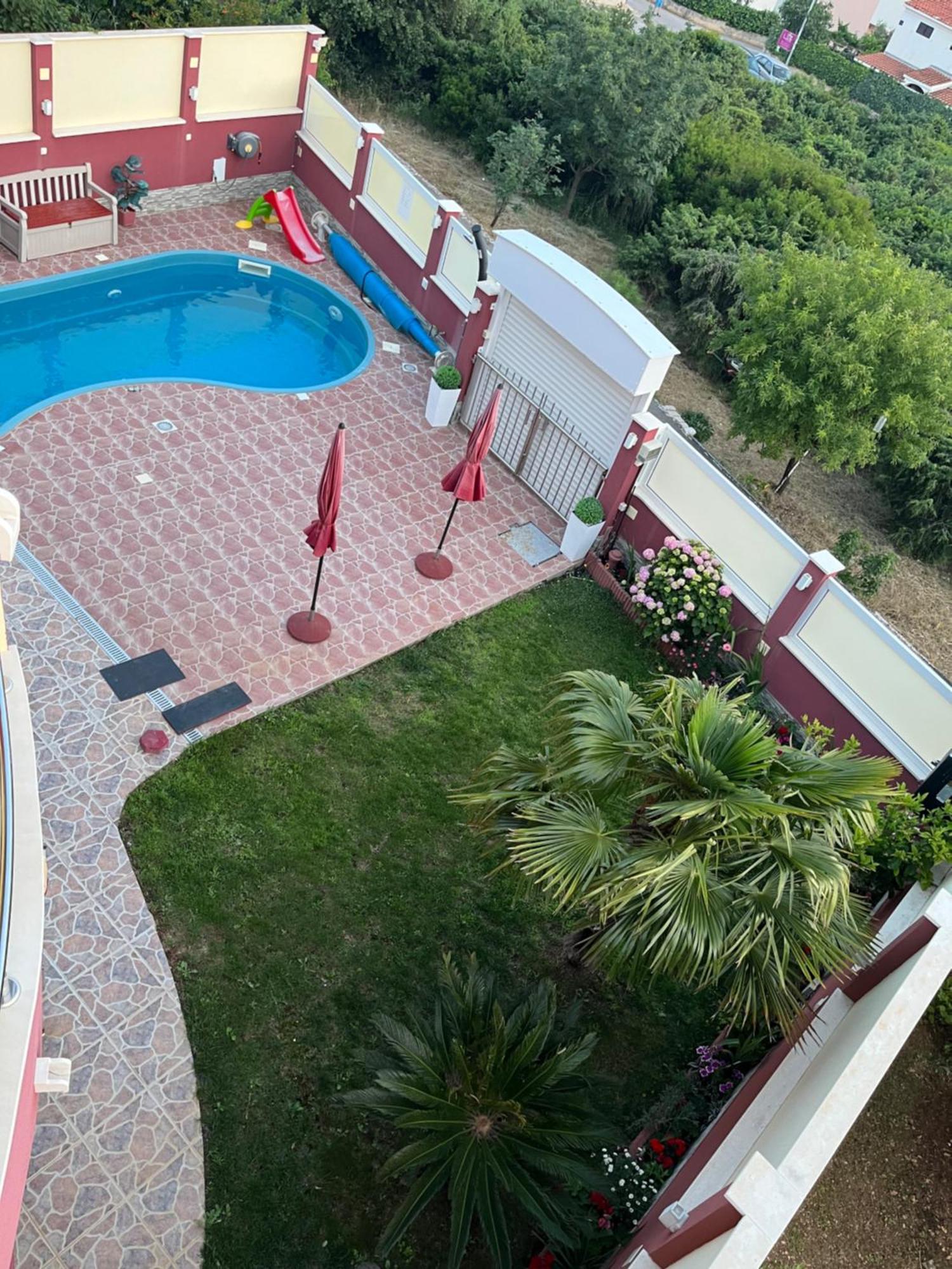 Apartments Villa Stella Maris ロゴズニッツァ エクステリア 写真