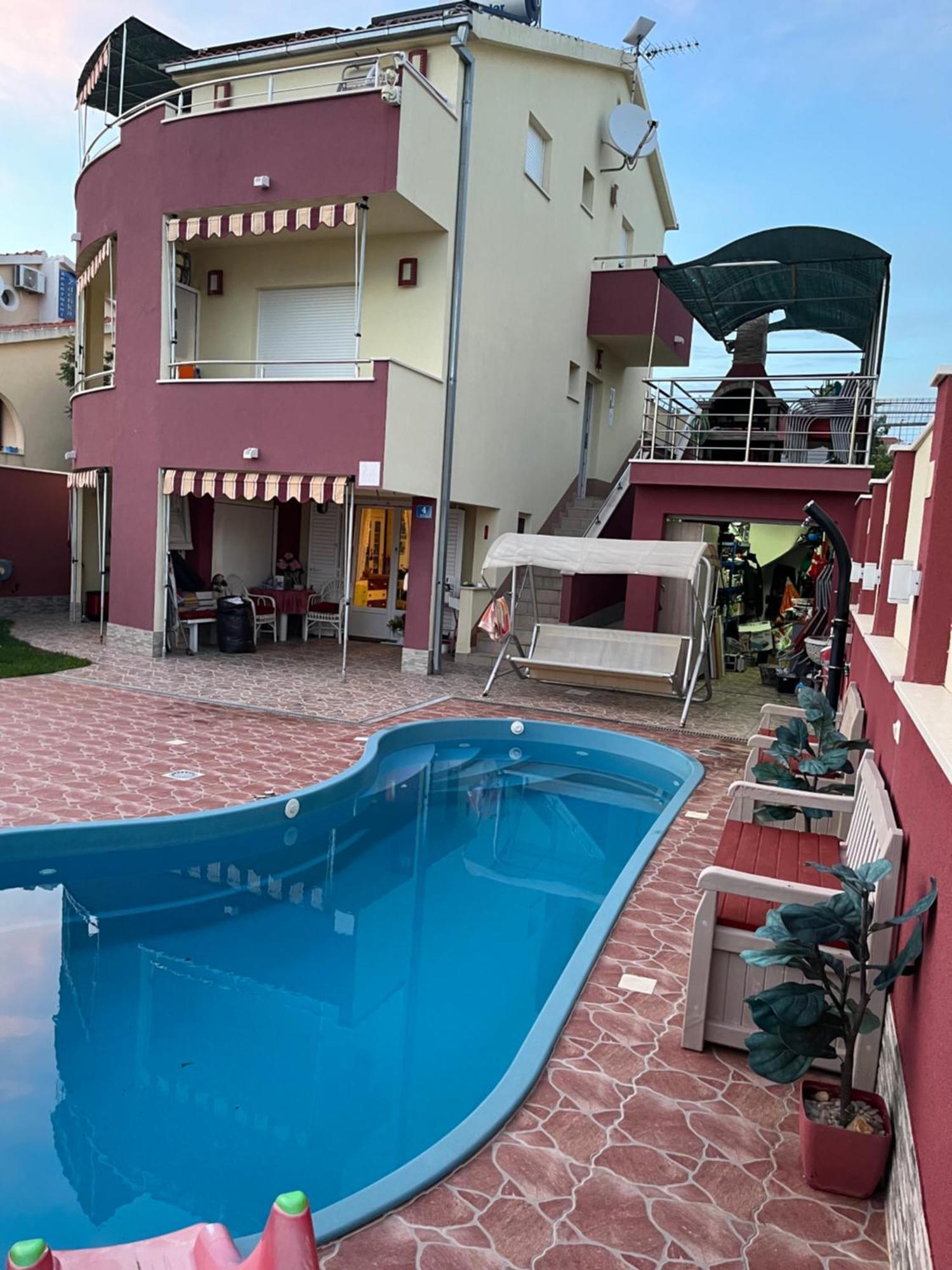 Apartments Villa Stella Maris ロゴズニッツァ エクステリア 写真